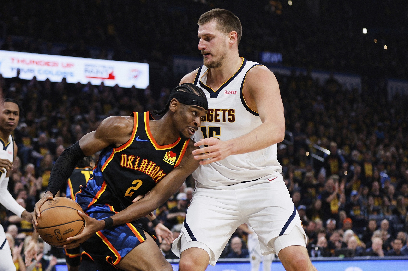 MVP投票详细信息：Alexander 913分 Jokic 787分 Antetokounmpo 470分 James No. 6