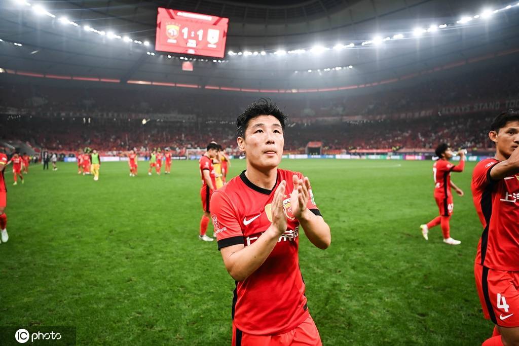 媒体人员：吴雷的国际职业生涯可能会结束 我希望年轻球员能填补空白
